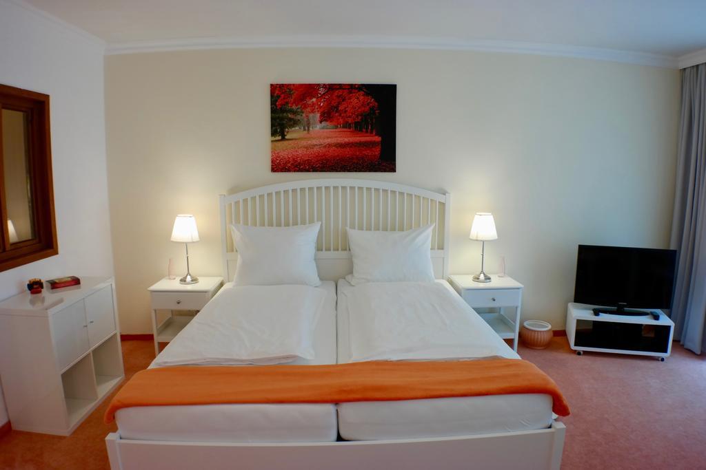 Haus Heidelerche Das Thermeplus-Haus บัดบีเวนเซิน ภายนอก รูปภาพ